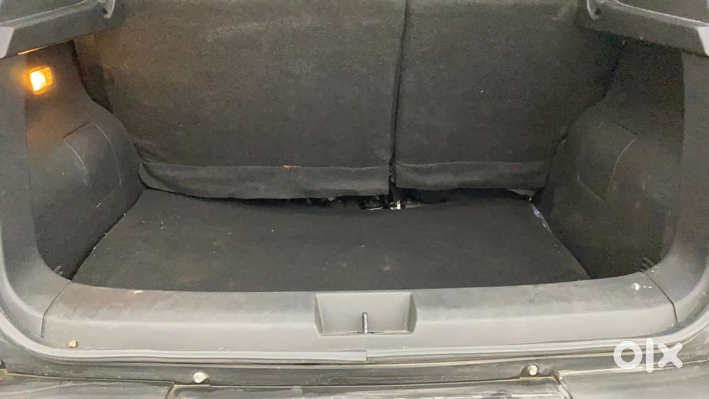 Nissan Magnite 1.0 Xv, 2022, Petrol