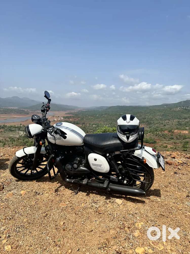 Jawa 42 2.1 Petrol Bike 2021 - Well Maintained  First Owner