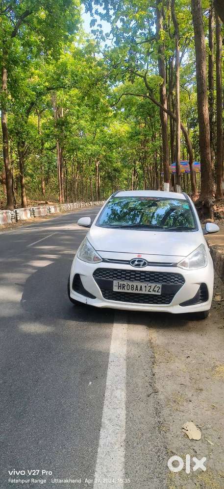 2019 Hyundai Grand I10 Cng. Single Hand Drive With Fully Insurance.