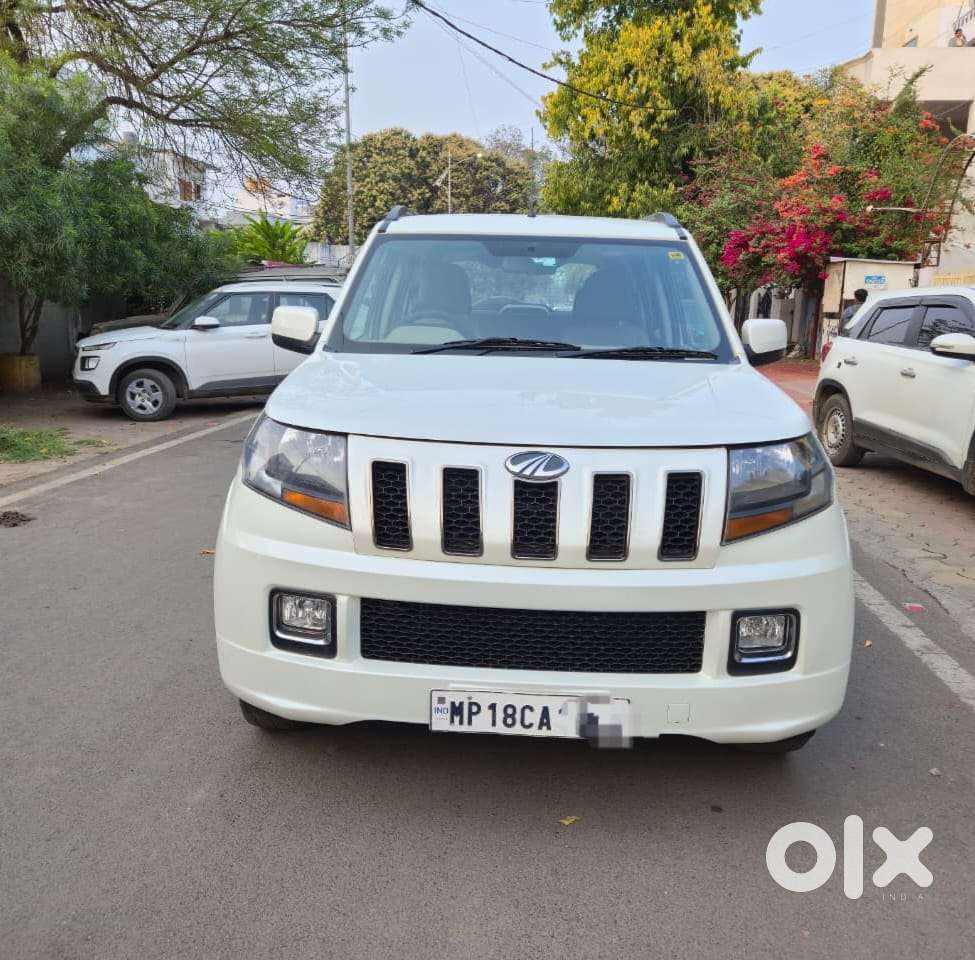 Mahindra Tuv 300 T10, 2019, Diesel