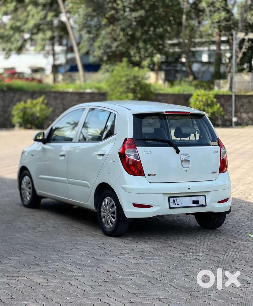 Hyundai I10 Asta Sunroof At, 2013, Petrol