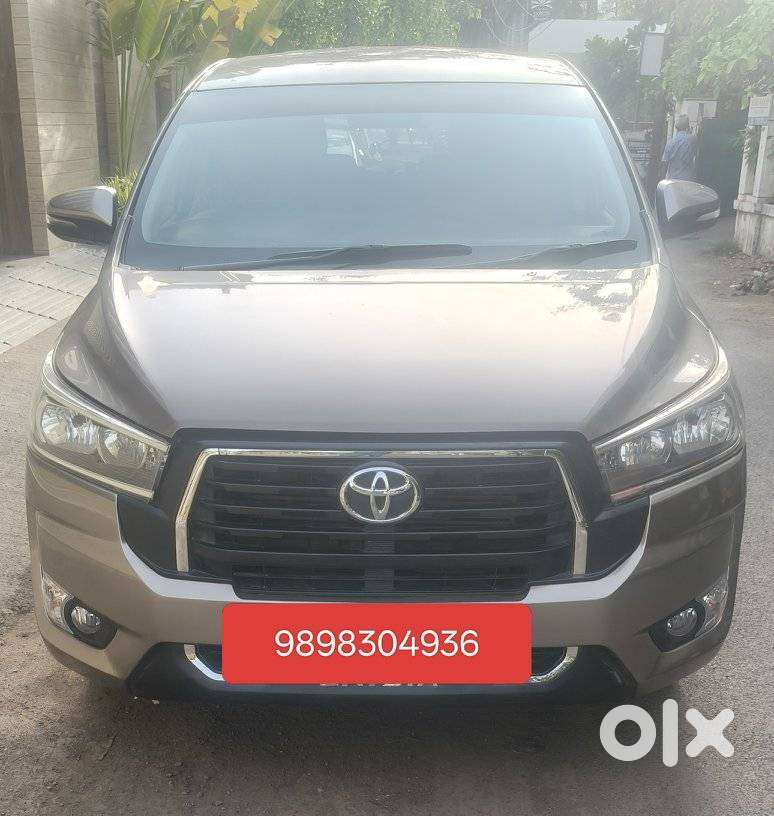 Toyota Innova Crysta 2.4 G Mt 7 Str, 2023, Diesel