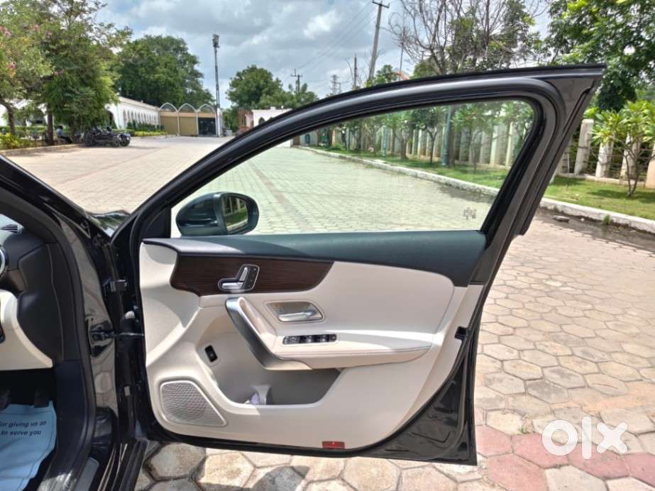 Mercedes-benz A-class Limousine 200, 2025, Petrol