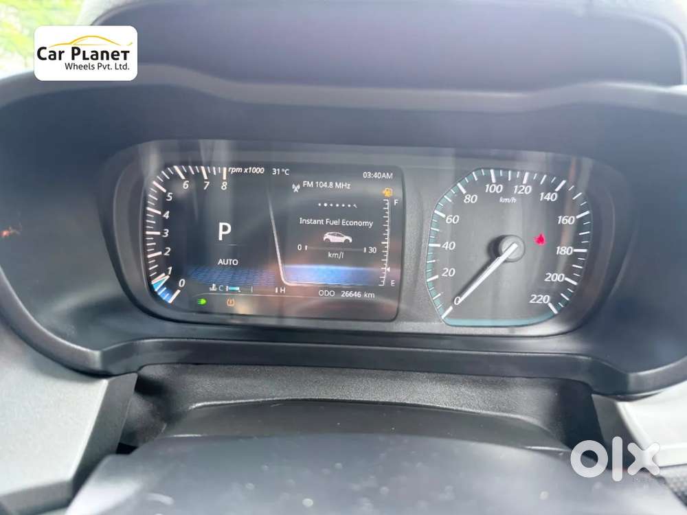 Tata Altroz Xza Plus (o) (s), 2023, Petrol