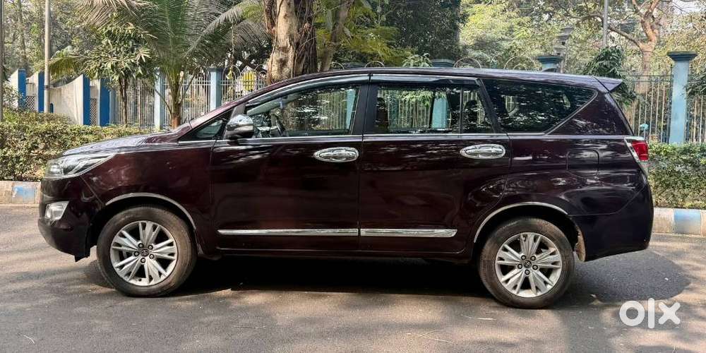 Toyota Innova Crysta 2.8z Automatic, 2017, Diesel