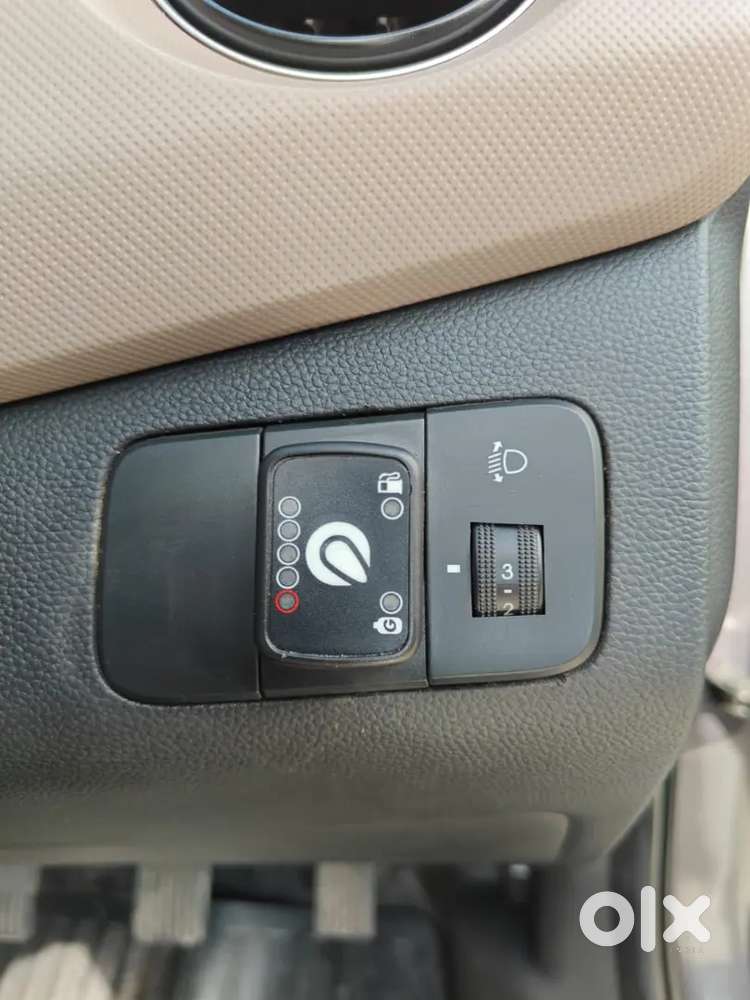 Hyundai Xcent Cng 2018 Model Km:50000 Genuine