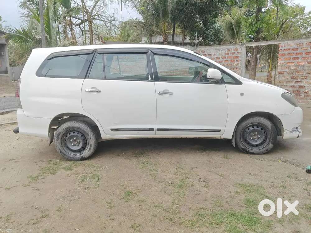 Toyota Innova 2010 Diesel 185000 Km Driven