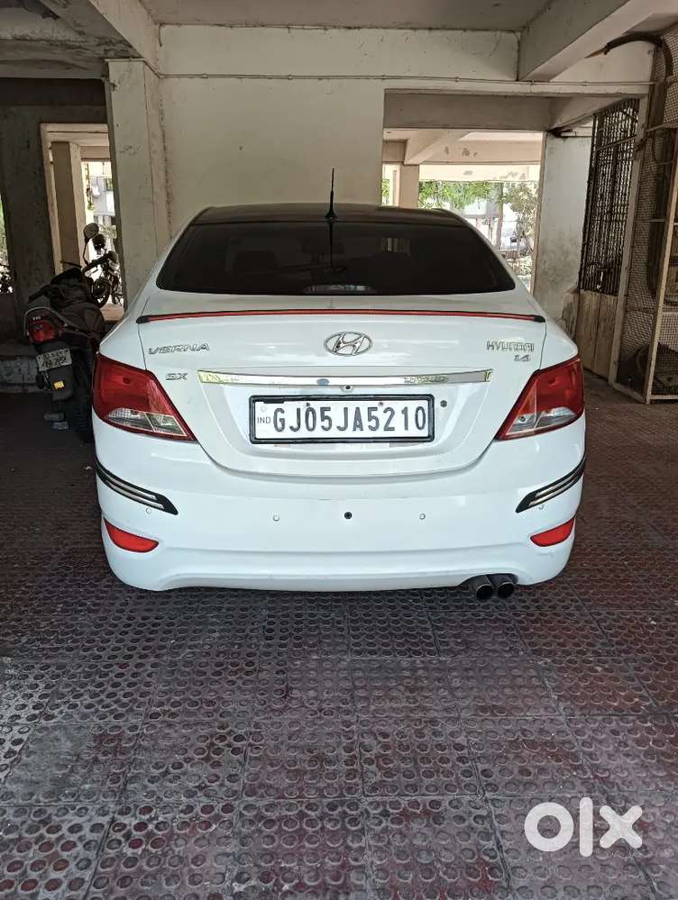 Hyundai Verna 2012