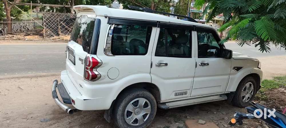 Mahindra Scorpio 2021 Diesel Well Maintained