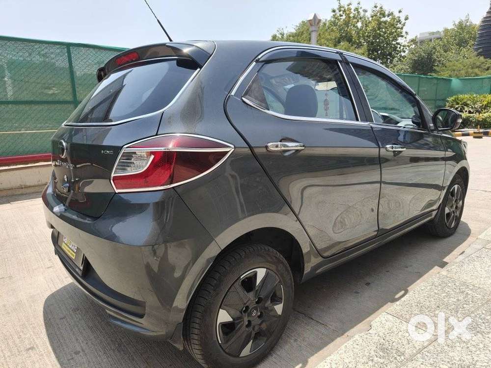 Tata Tiago 1.2 Revotron Xt Cng, 2025, Cng & Hybrids