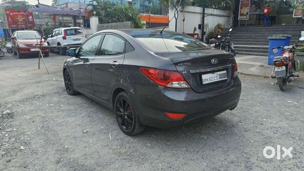Hyundai Verna Fluidic 1.6 Vtvt Sx Automatic, 2011, Petrol
