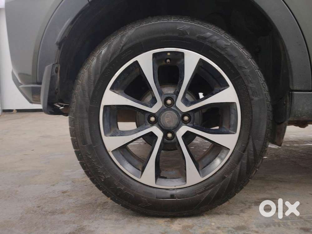 Tata Nexon 1.2 Revotron Xz Plus Dual Tone, 2020, Petrol