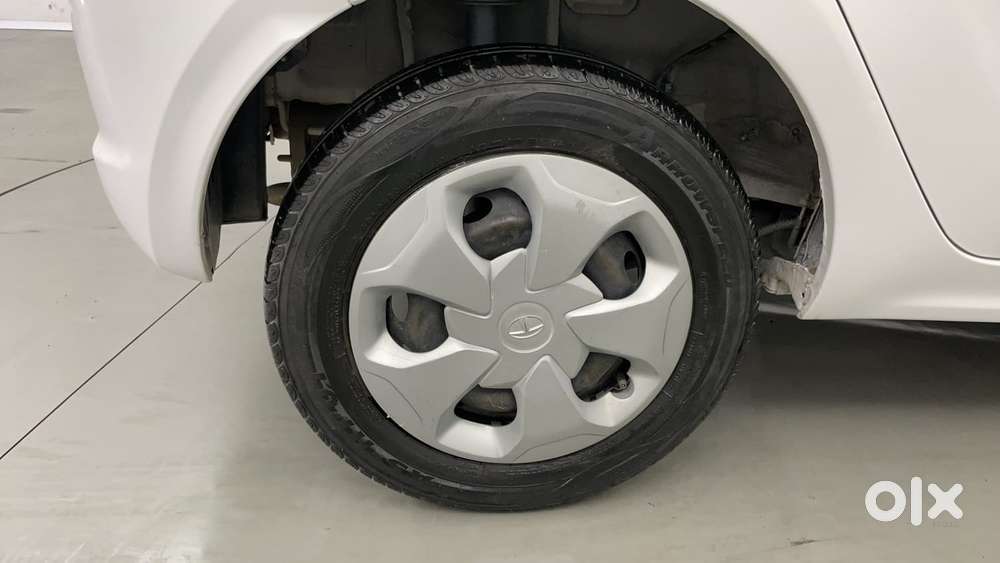 Tata Tiago 1.2 Revotron Xt, 2019, Petrol