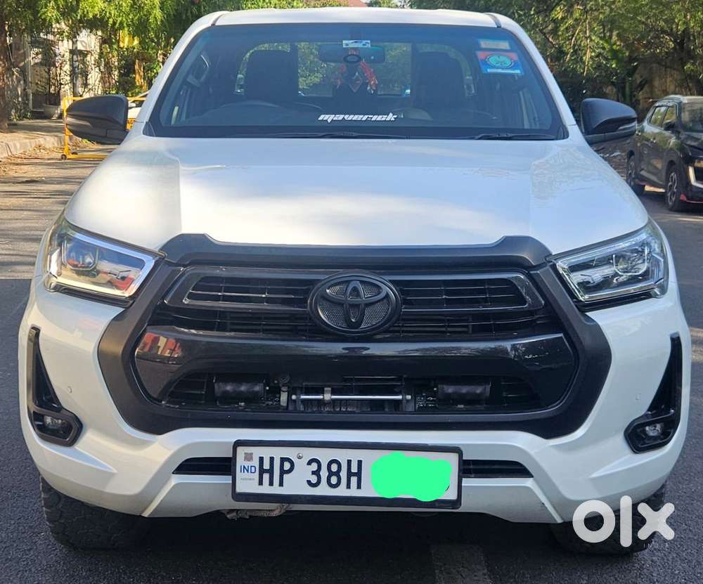 Toyota Hilux 2.8 High 4x4 Mt, 2025, Petrol