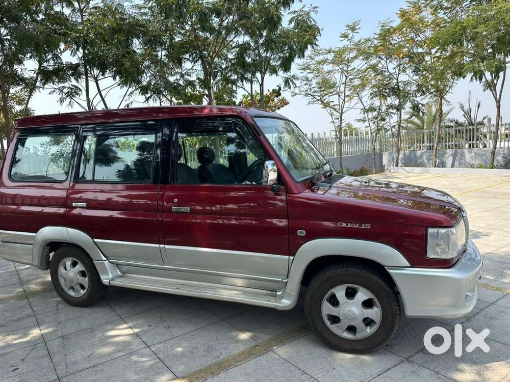 Fully Restored Toyota Qualis 2004 Diesel 229000 Km Driven