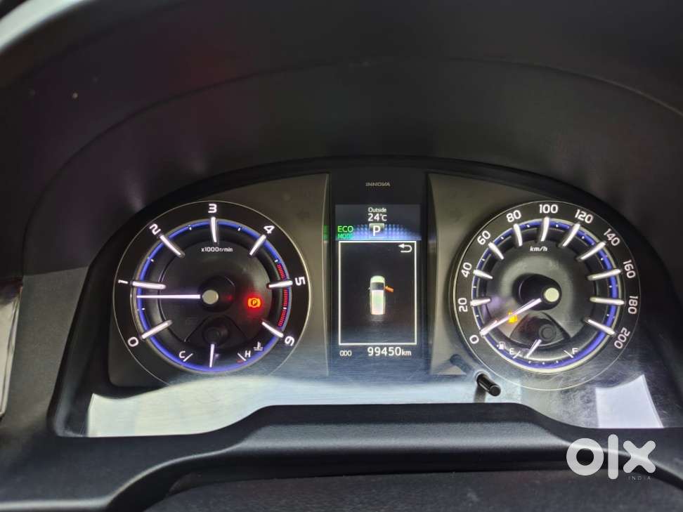 Toyota Innova Crysta 2.8z Automatic, 2019