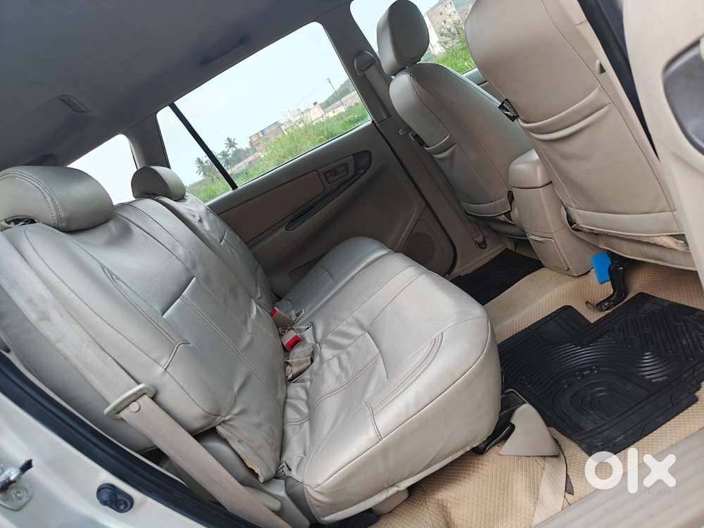 Toyota Innova 2.0 Gx 8 Seater, 2012, Diesel