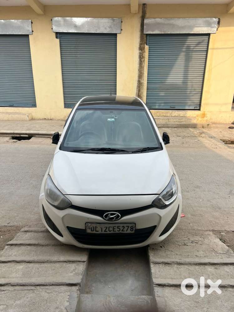 Hyundai I20 Asta Petrol 2013 Cng Pass