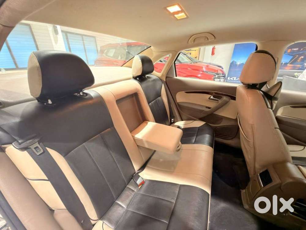 Skoda Rapid 1.6 Mpi Ambition, 2015, Petrol