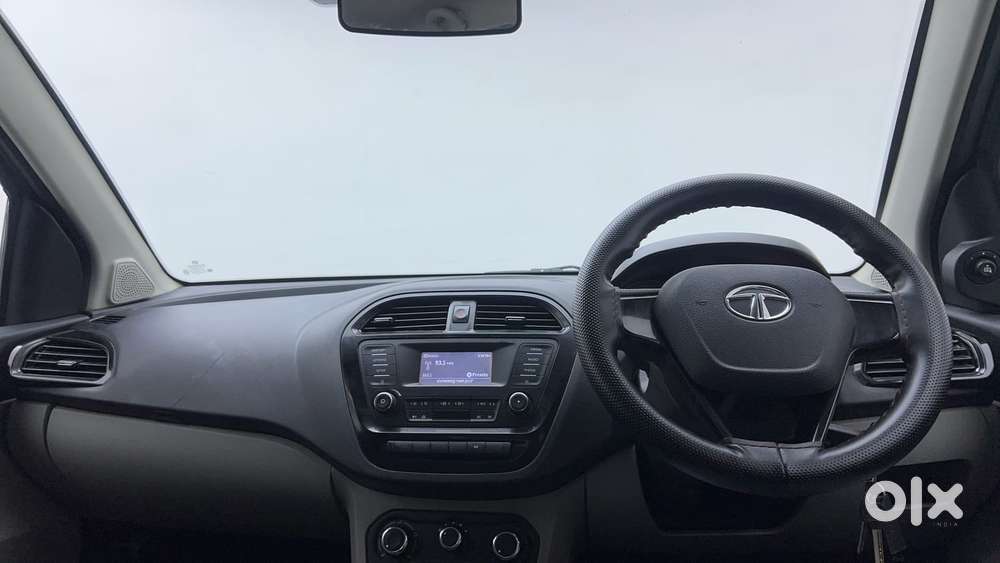 Tata Tiago 1.2 Revotron Xt, 2018, Petrol