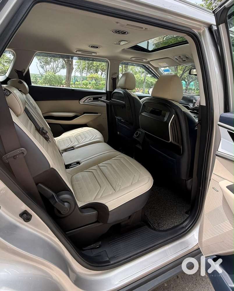 Kia Carens 1.4 Luxury Plus 6 Str, 2023, Petrol