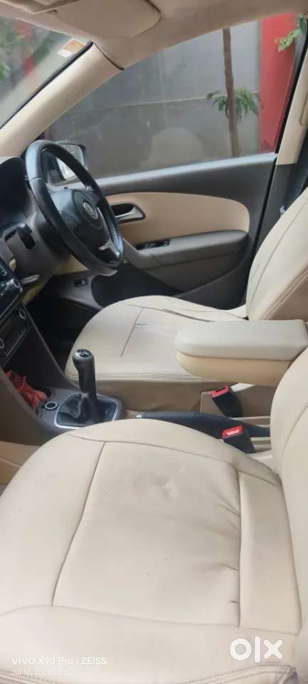 Volkswagen Vento Petrol Highline, 2011, Petrol