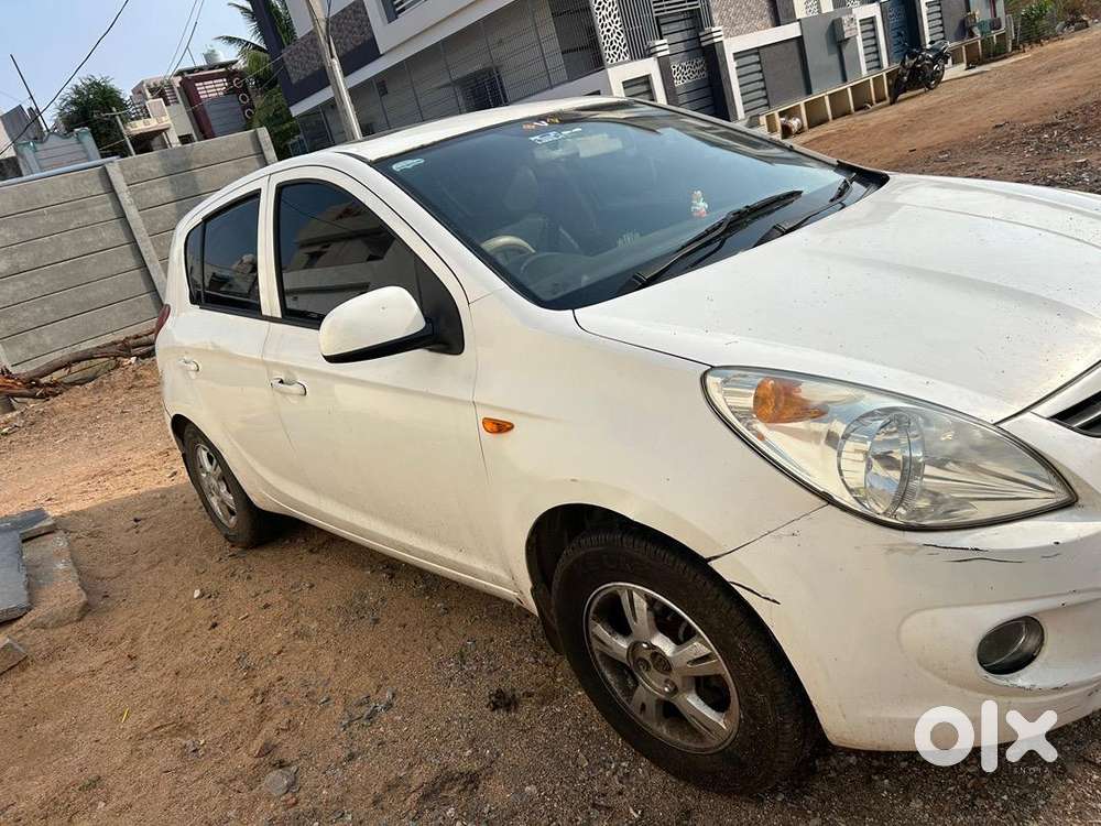 Hyundai 2012 Car Petrol Manual