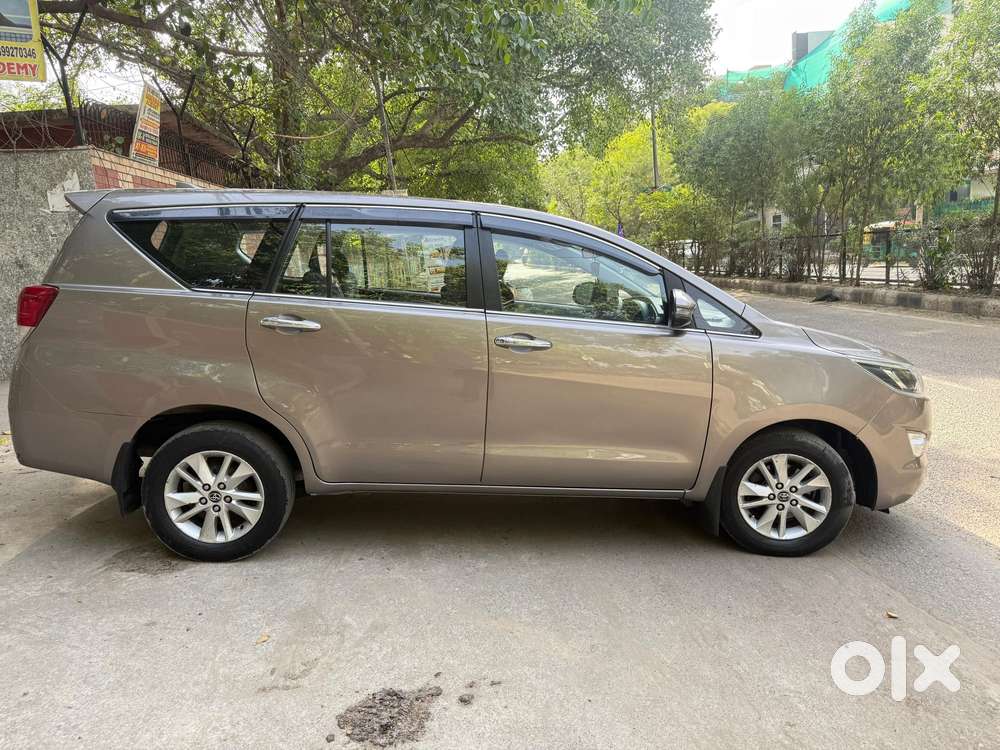 Toyota Innova Crysta 2.4 V 8 Str, 2019, Diesel