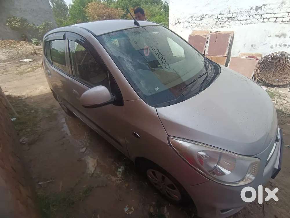 Hyundai I10 2012 Cng & Petrol Good Condition