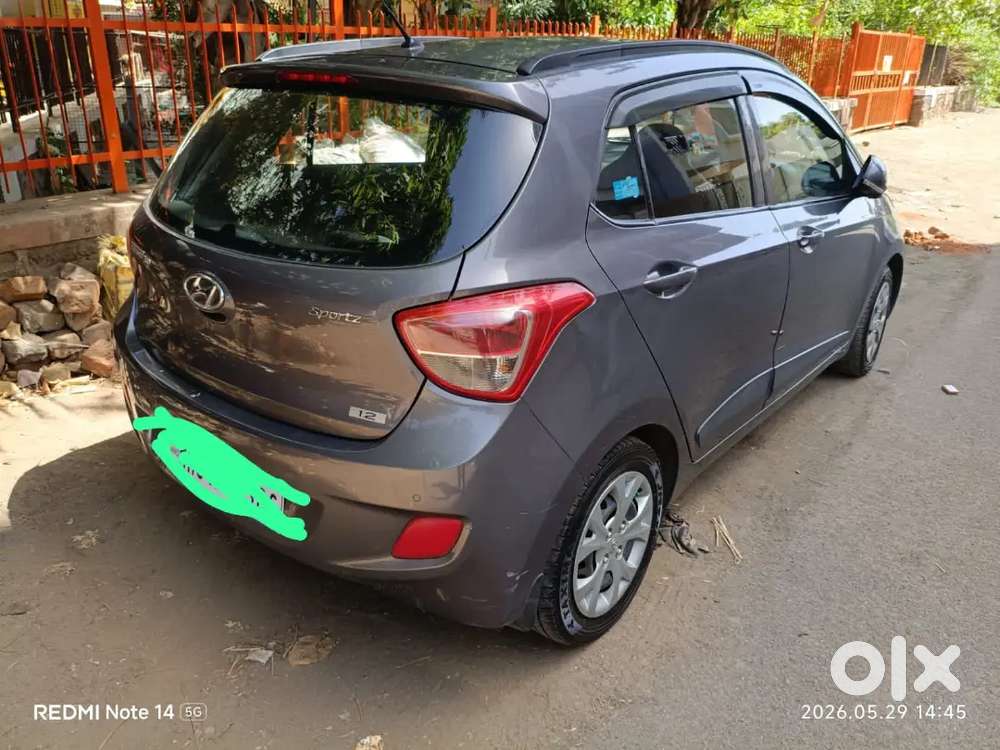 Hyundai Grand I10 2017 Petrol 74500 Km Driven