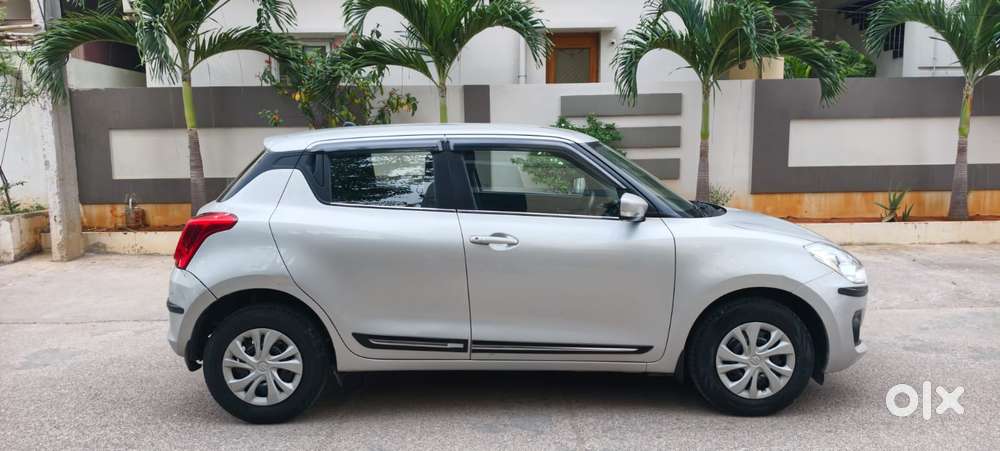 Maruti Suzuki Swift Vxi + Manual, 2021, Petrol