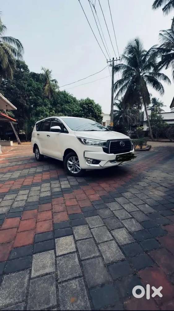 Toyota Innova Crysta 2017