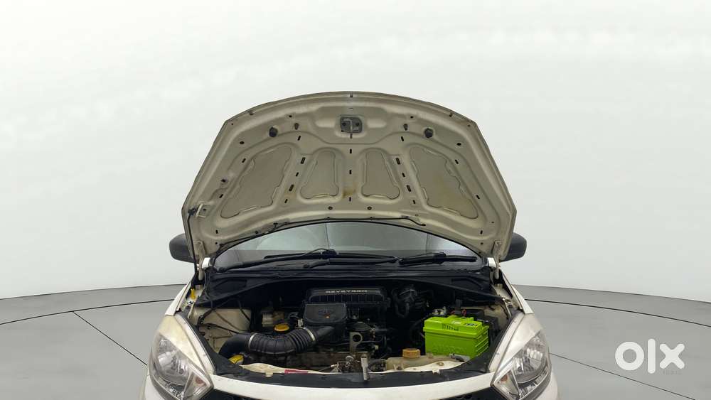 Tata Tiago Xe, 2017, Petrol