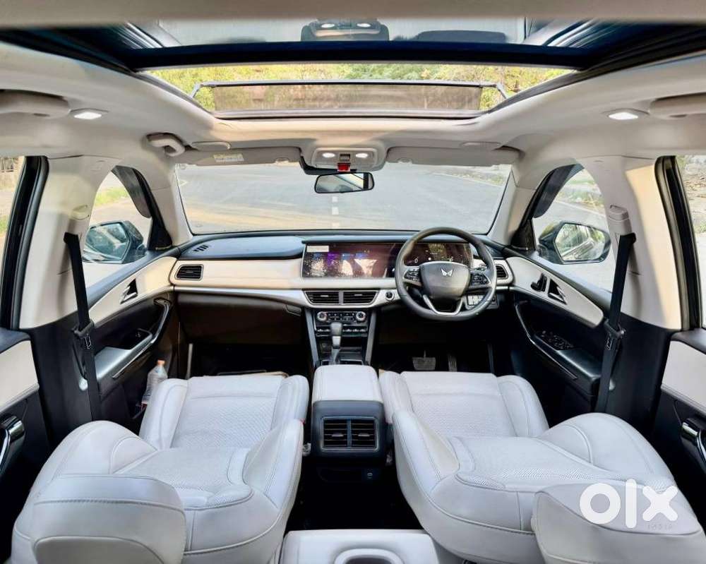 Mahindra Xuv700 Ax7 Awd, 2025, Diesel