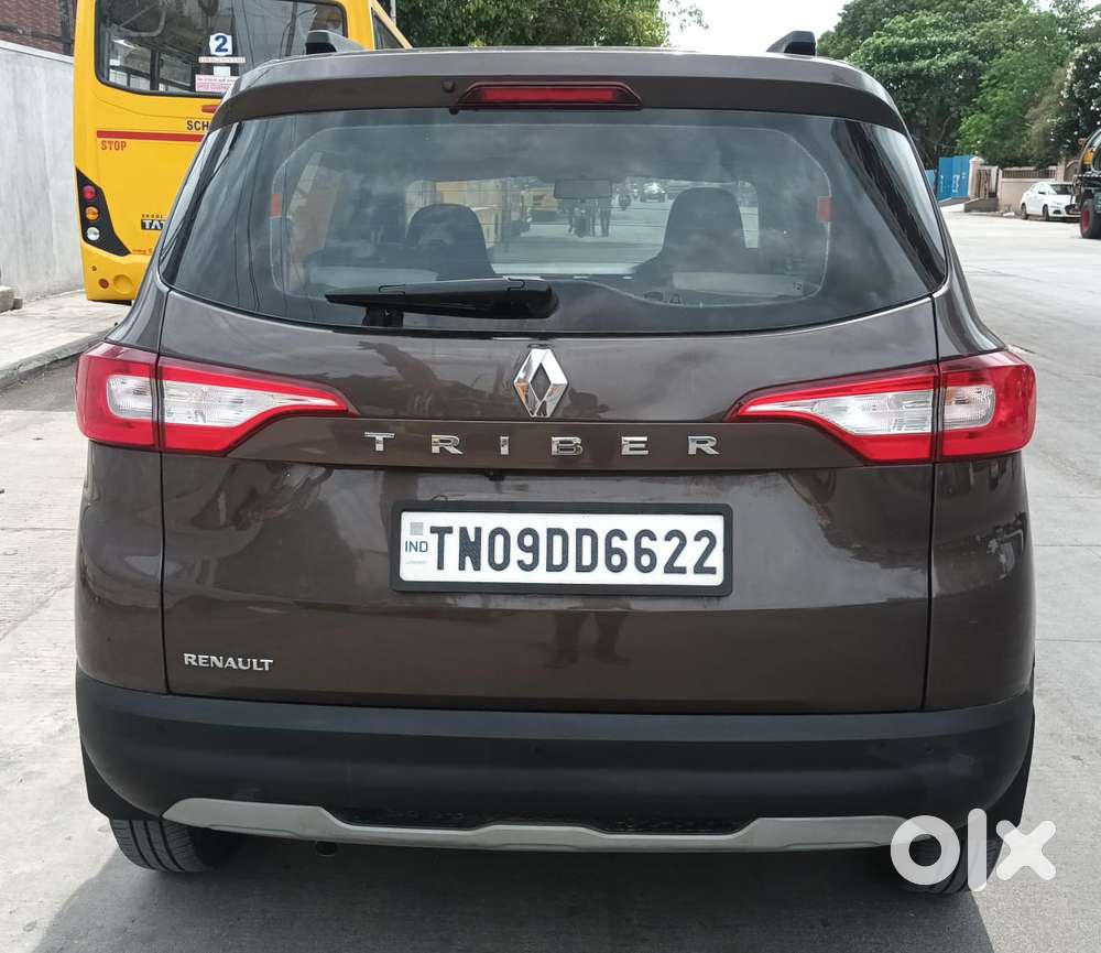 Renault Triber Rxz, 2023, Petrol