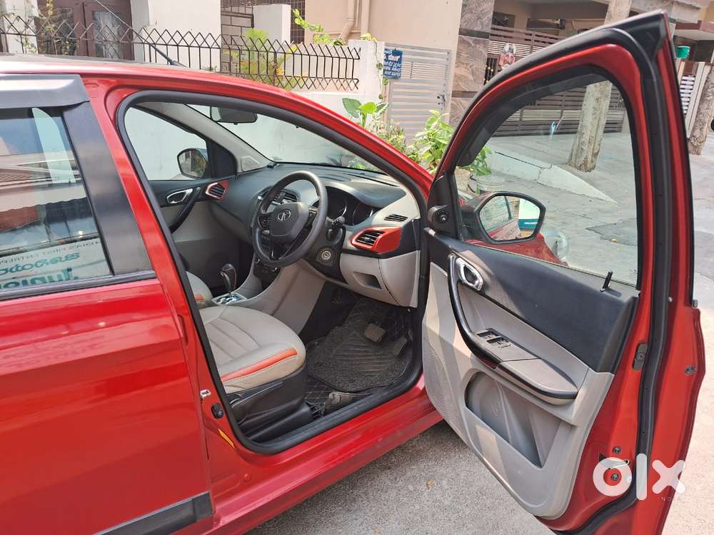 Tata Tiago 1.2 Revotron Xza, 2018, Petrol