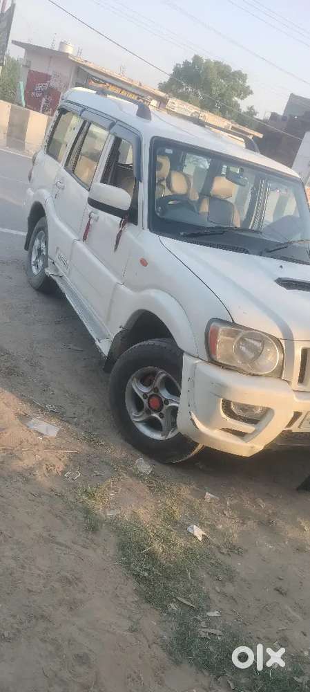 Mahindra Scorpio 2012 Diesel 204500 Km Driven