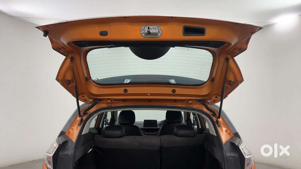 Tata Nexon 1.2 Revotron Xz Plus Dual Tone, 2019, Petrol