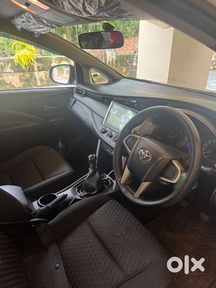 Toyota Innova Crysta 2017