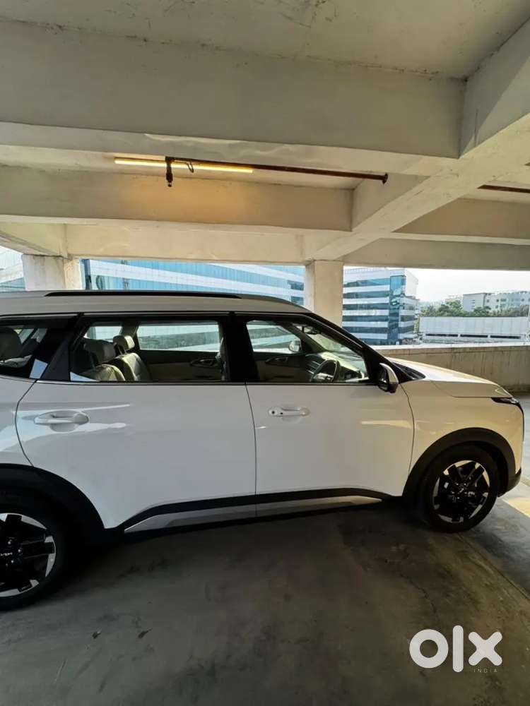Kia Carens Clavis
