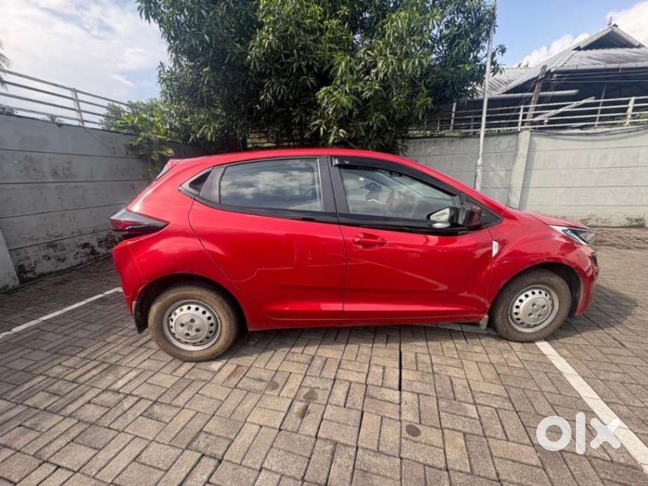 Tata Altroz 1.2 Xm, 2020, Petrol
