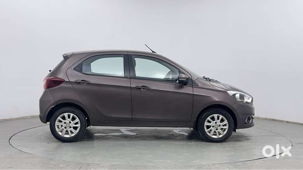 Tata Tiago Xza, 2017, Petrol