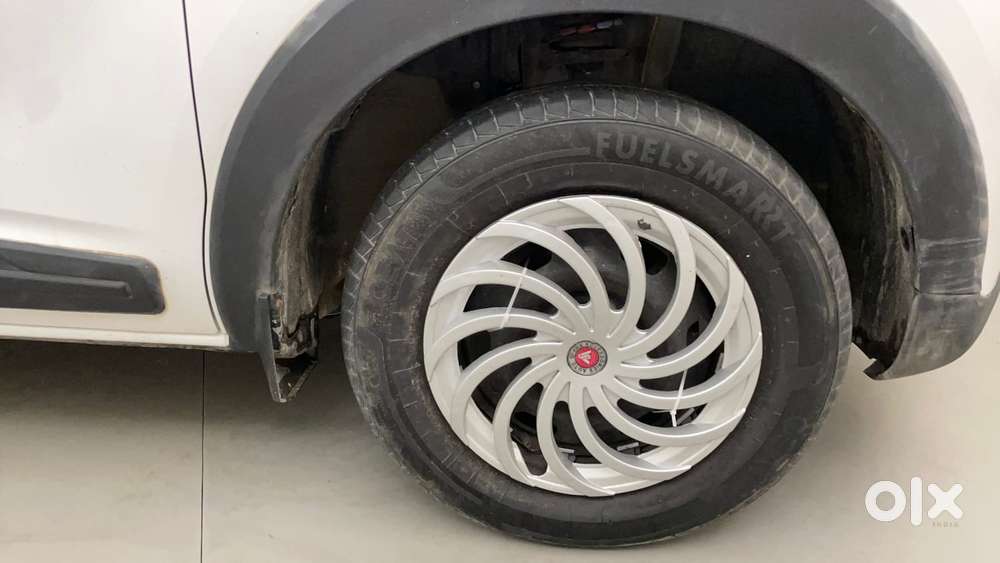 Renault Triber Rxe, 2021, Petrol