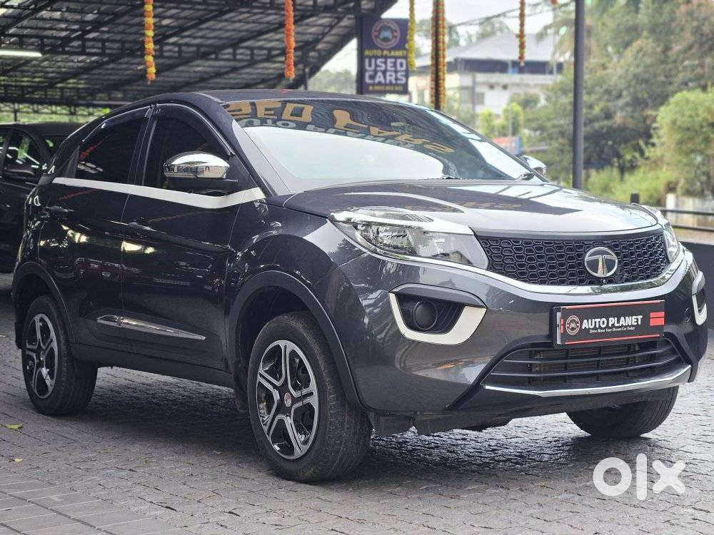 Tata Nexon 1.2 Revotron Xe, 2017, Petrol