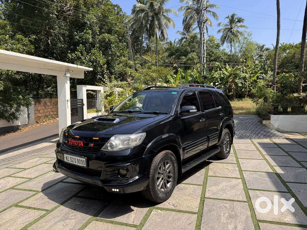 Toyota Fortuner, 2014, Diesel