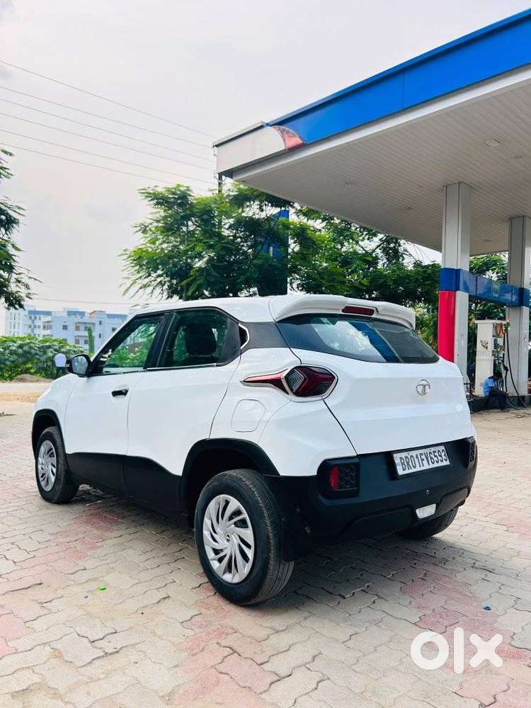 Tata Punch Pure, 2022, Petrol