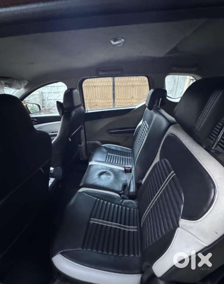 Renault Triber Rxt, 2021, Petrol