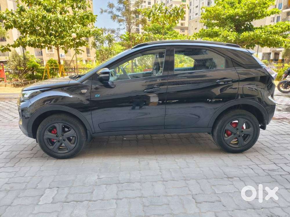Tata Nexon 1.2 Revotron Xza Plus Premium Dark Edition, 2021, Electri..