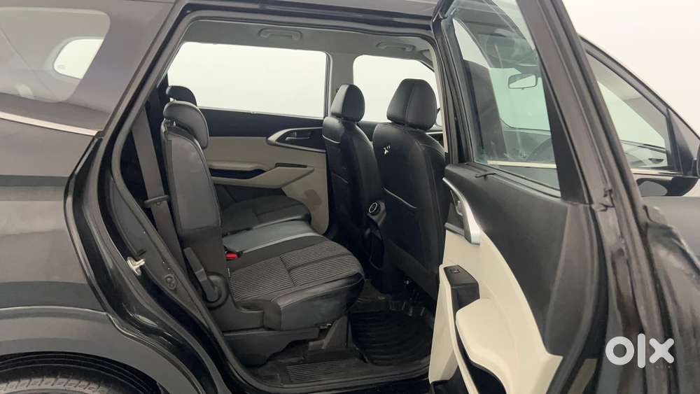 Kia Carens 1.4 Prestige Plus Turbo 7 Str, 2022, Petrol