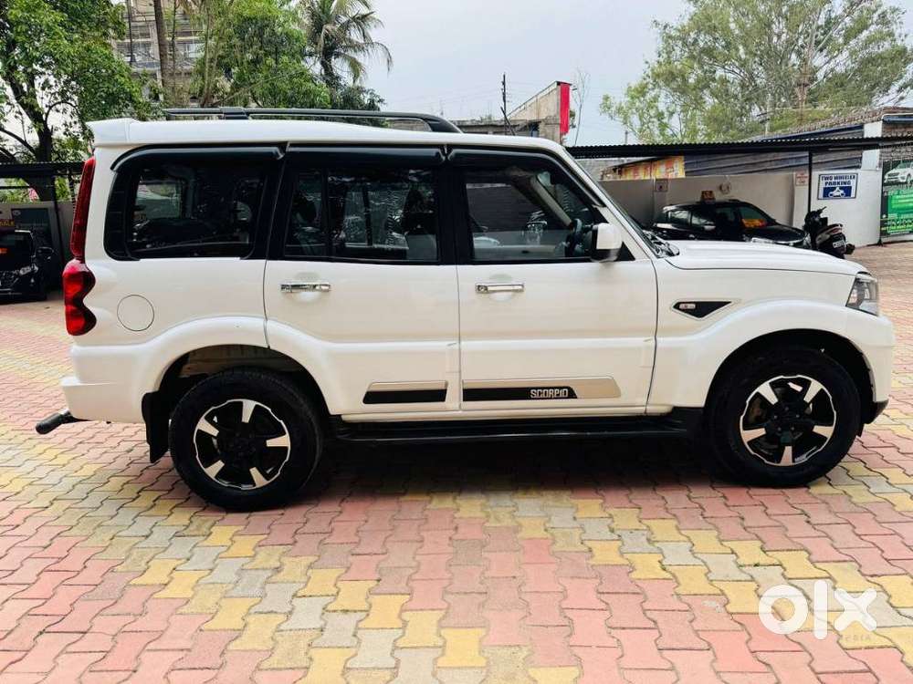 Mahindra Scorpio Classic 2.2 S 11 Mt 7 Str, 2024, Diesel